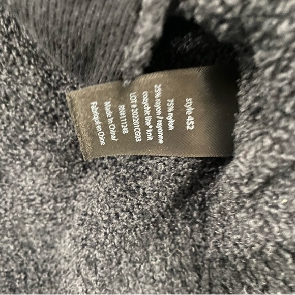 Barefoot Dreams CozyChic Lite Black Robe Medium - Picture 4 of 8